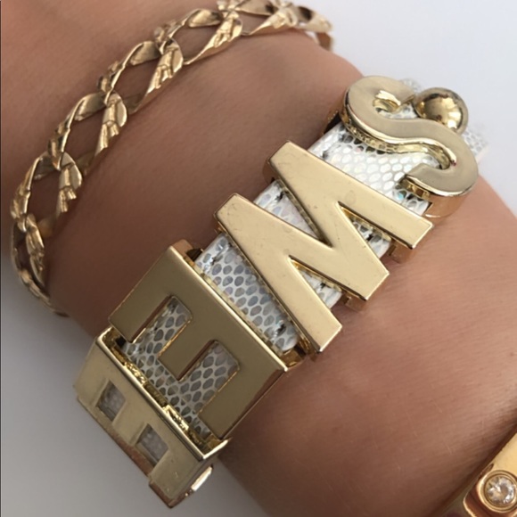 BCBG bracelet. Gold details 💖 - Picture 5 of 9